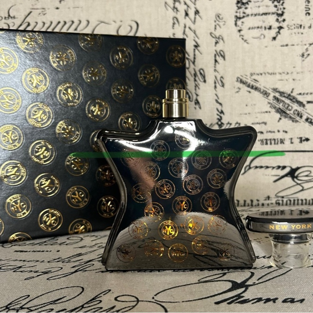Bond no.9 New York Oud 3.4 oz 90% full